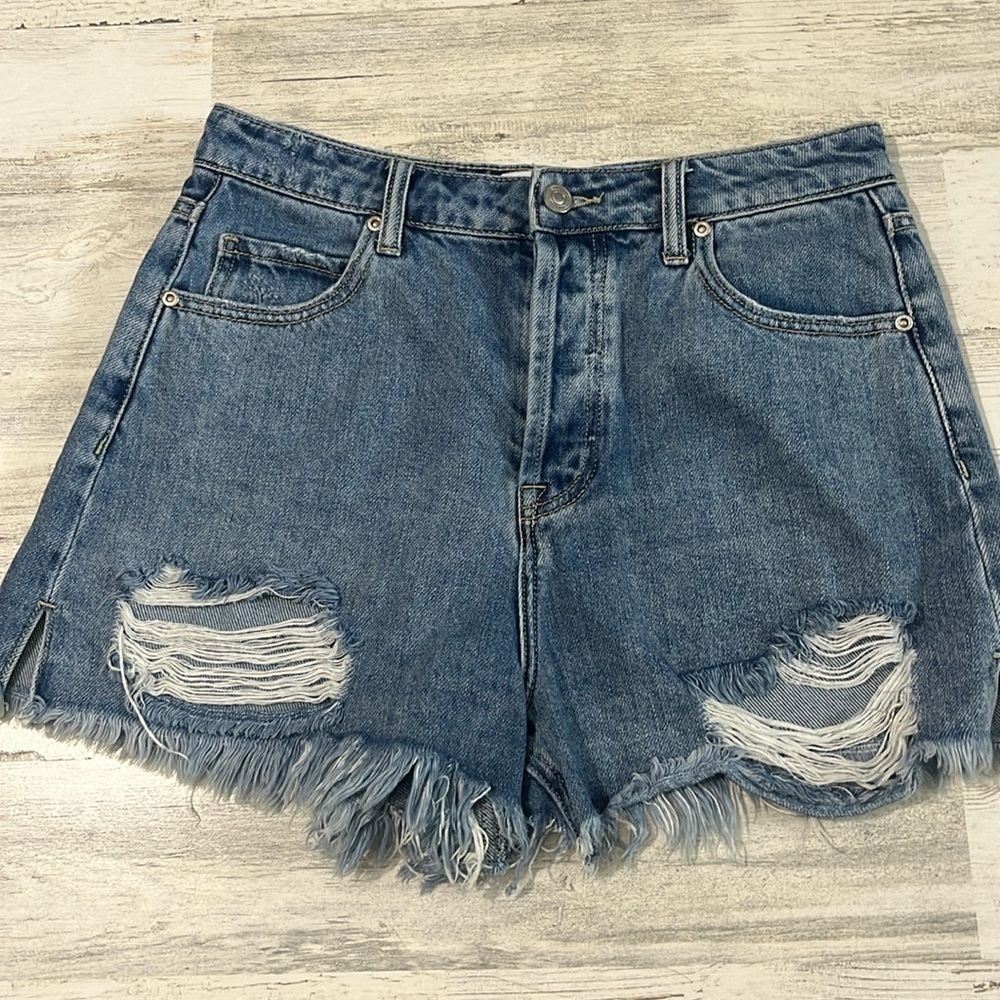 Endless Rose Shorts Size M